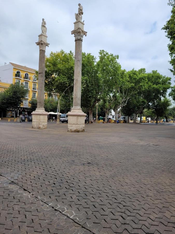 Apartment In The Center Of Sevilla Exteriör bild